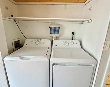 5343 Hansel Avenue - Photo Thumbnail 26