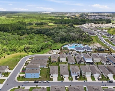 2735 Numa Falls Avenue - Photo Thumbnail 49