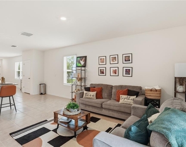 2735 Numa Falls Avenue - Photo Thumbnail 14