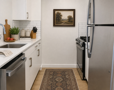 400 West 37th - Photo Thumbnail 3