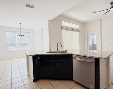 1131 N Hampton Drive - Photo Thumbnail 5