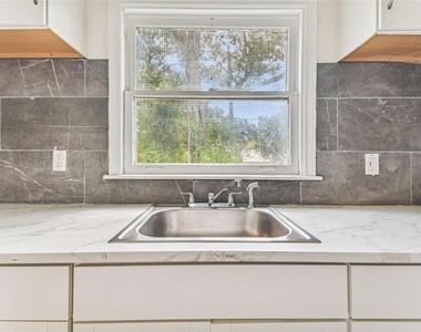 2329 7th Street S - Photo Thumbnail 17