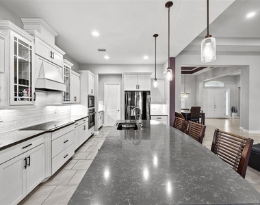 7484 Ripetta Street - Photo Thumbnail 20