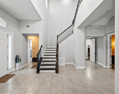 7484 Ripetta Street - Photo Thumbnail 9