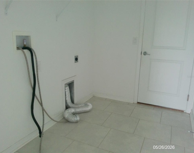 437 Singing Sands Circle - Photo Thumbnail 21