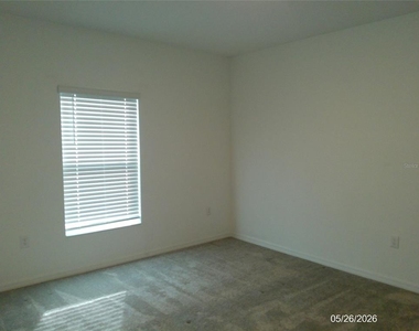 437 Singing Sands Circle - Photo Thumbnail 11