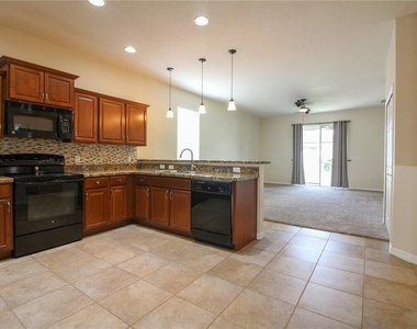 811 Krenson Woods Lane - Photo Thumbnail 6