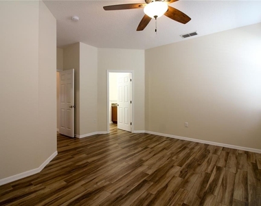 811 Krenson Woods Lane - Photo Thumbnail 19