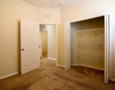811 Krenson Woods Lane - Photo Thumbnail 29