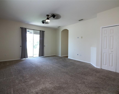 811 Krenson Woods Lane - Photo Thumbnail 11