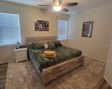811 Krenson Woods Lane - Photo Thumbnail 7