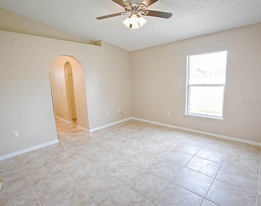 2139 Sandridge Circle - Photo Thumbnail 17