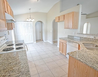 2139 Sandridge Circle - Photo Thumbnail 9