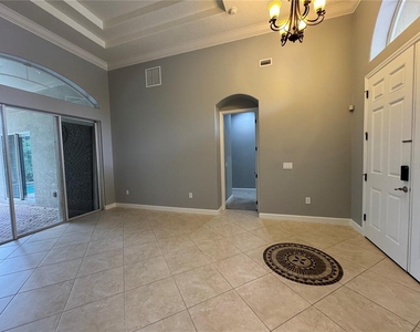 142 Harrington Court - Photo Thumbnail 3