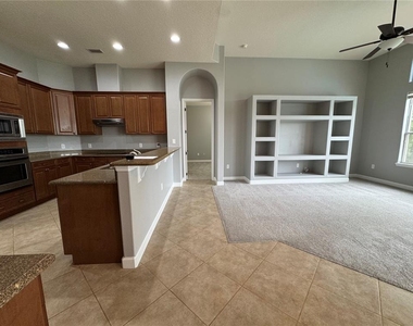 142 Harrington Court - Photo Thumbnail 17
