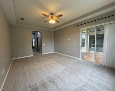 142 Harrington Court - Photo Thumbnail 6
