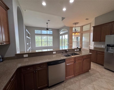 142 Harrington Court - Photo Thumbnail 15
