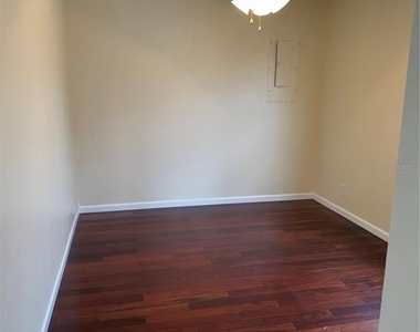 7035 Mccray Drive - Photo Thumbnail 21
