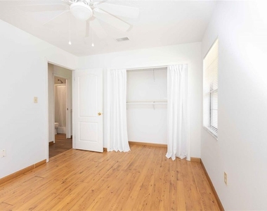 301 Curry Street - Photo Thumbnail 11