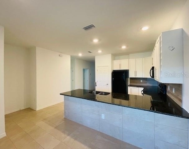 15 Crabtree Court - Photo Thumbnail 2