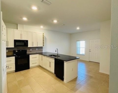 15 Crabtree Court - Photo Thumbnail 6
