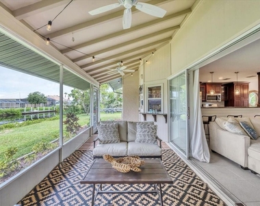 4696 Pompano Street - Photo Thumbnail 14