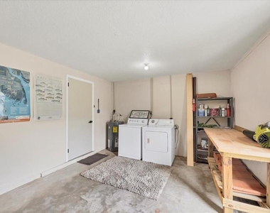 4696 Pompano Street - Photo Thumbnail 12