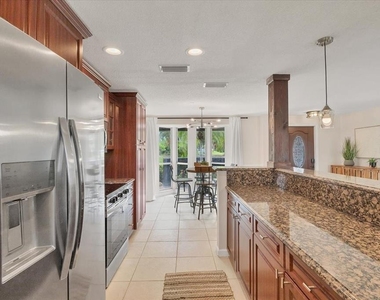 4696 Pompano Street - Photo Thumbnail 23