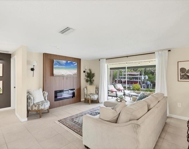 4696 Pompano Street - Photo Thumbnail 35