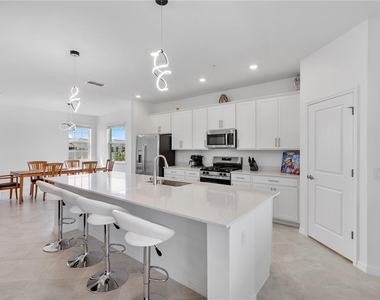 15170 Bluffton Lane - Photo Thumbnail 5