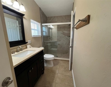 671 Spring Lake Boulevard Nw - Photo Thumbnail 10