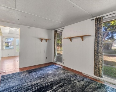 2522 Conway Boulevard - Photo Thumbnail 21