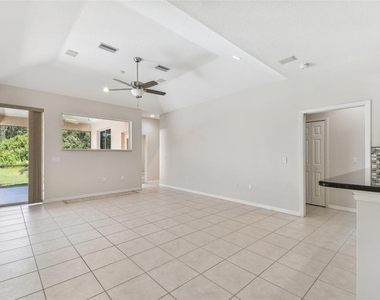 6815 Honeysuckle Trail - Photo Thumbnail 13