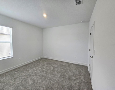 11757 71st Avenue E - Photo Thumbnail 27