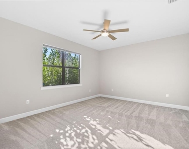 14550 Mossy Pine Court - Photo Thumbnail 9