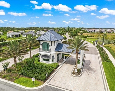 14550 Mossy Pine Court - Photo Thumbnail 19