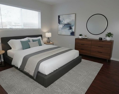 3001 Bee Ridge Road - Photo Thumbnail 11
