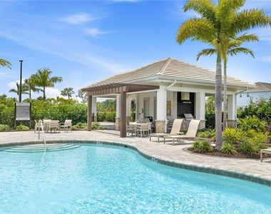 8865 Daybreak Street - Photo Thumbnail 26