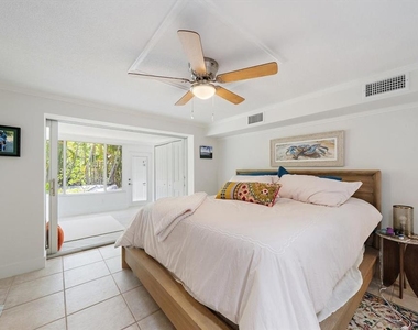 820 Spanish Drive S - Photo Thumbnail 9