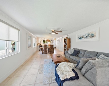820 Spanish Drive S - Photo Thumbnail 16