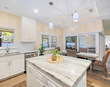 2339 Datura Street - Photo Thumbnail 17