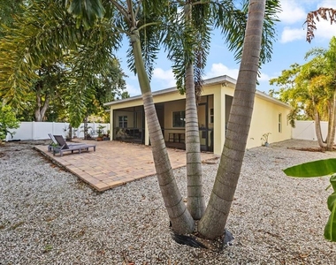 2339 Datura Street - Photo Thumbnail 48