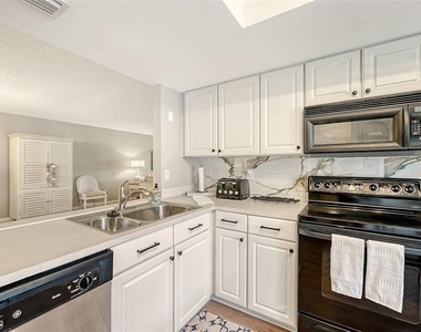 3500 El Conquistador Parkway - Photo Thumbnail 10