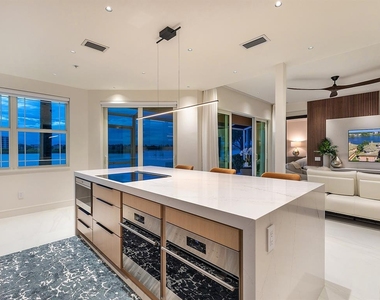 6427 Moorings Point Circle - Photo Thumbnail 8