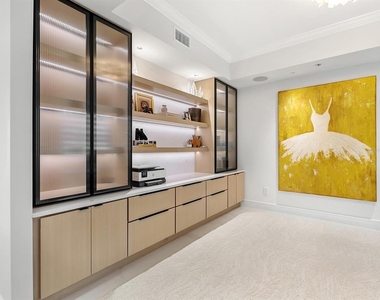 6427 Moorings Point Circle - Photo Thumbnail 31