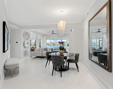 6427 Moorings Point Circle - Photo Thumbnail 27