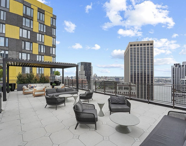 55 Broad Street - Photo Thumbnail 14