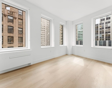 55 Broad Street - Photo Thumbnail 2