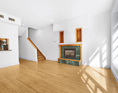 143 East 57th Street - Photo Thumbnail 2