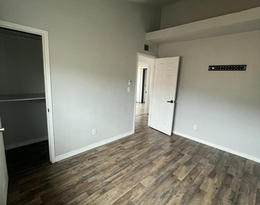 8609 Mercury Street - Photo Thumbnail 26